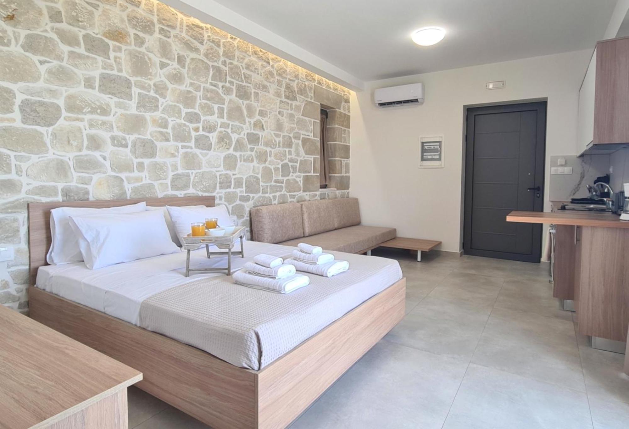 Studios Rosmari Agioi Pantes  ภายนอก รูปภาพ